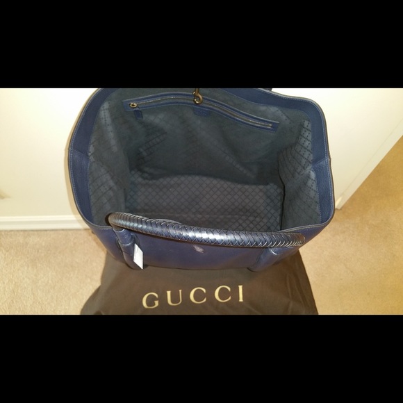 Gucci Travel Bag - Picture 3 of 7